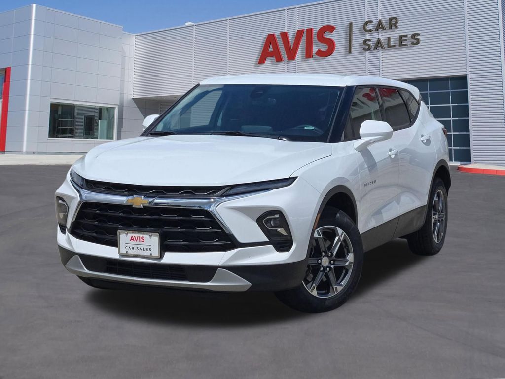 2025 Chevrolet Blazer 2.0T 2LT AWD's photo