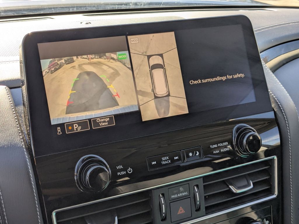 Thumbnail: 2024 INFINITI QX80 - 22