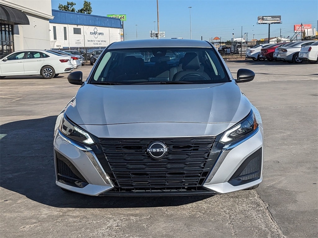 Used 2024 Nissan Altima For Sale at AVIS Car Sales VIN 1N4BL4DVXRN337648