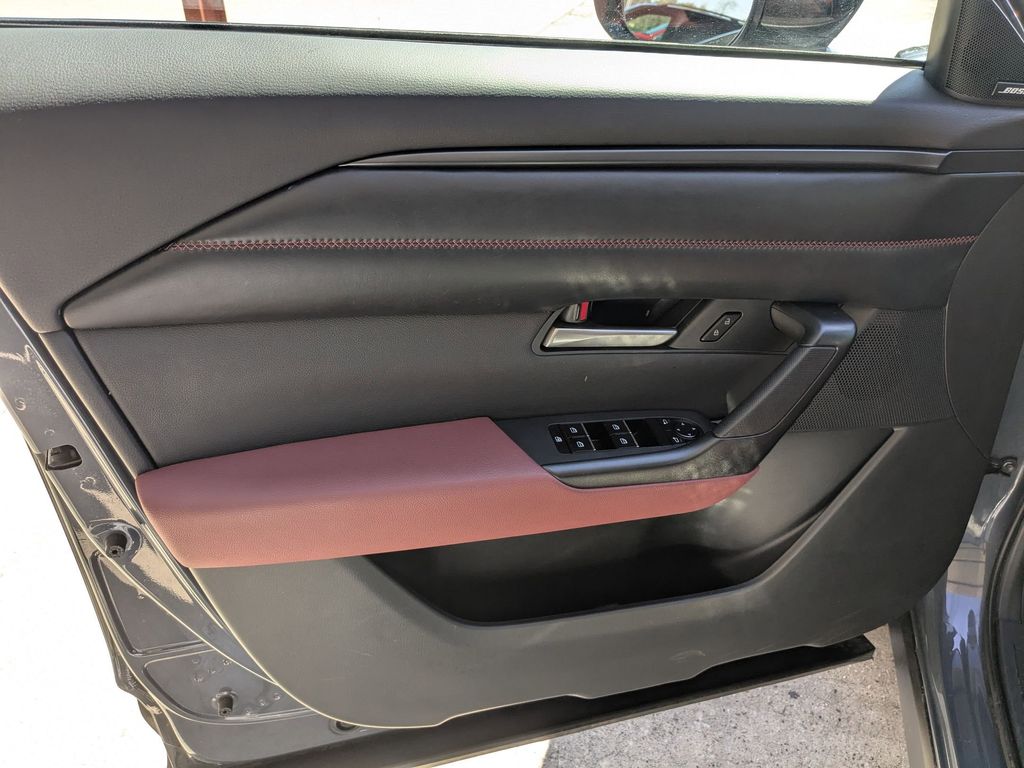 Thumbnail: 2025 Mazda CX-50 - 10