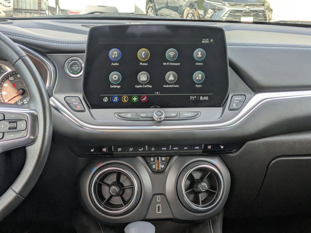 Thumbnail: 2025 Chevrolet Blazer - 21