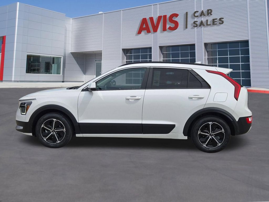 Thumbnail: 2025 Kia Niro - 7