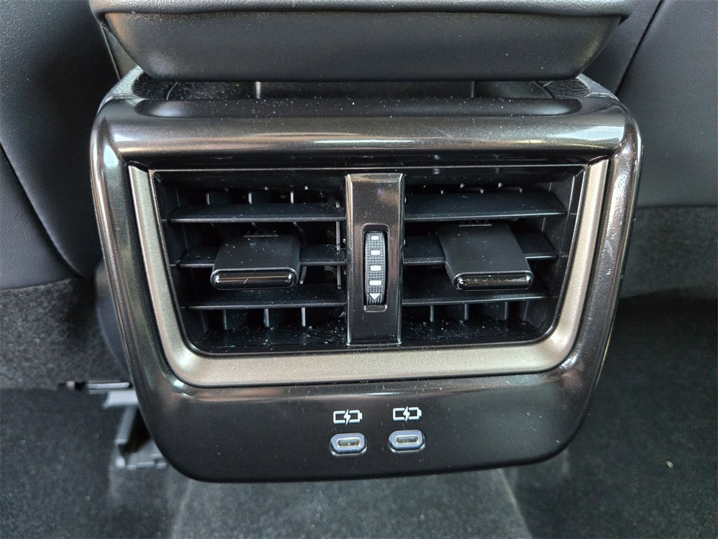 Thumbnail: 2024 Toyota Crown - 27