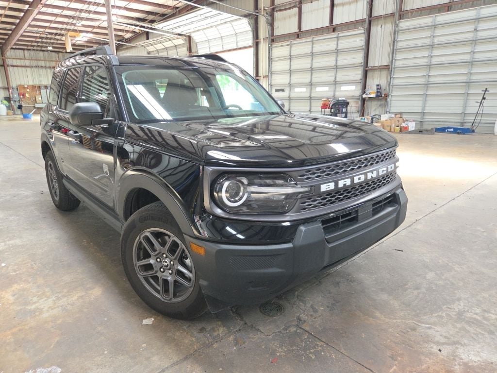 Thumbnail: 2025 Ford Bronco Sport - 6