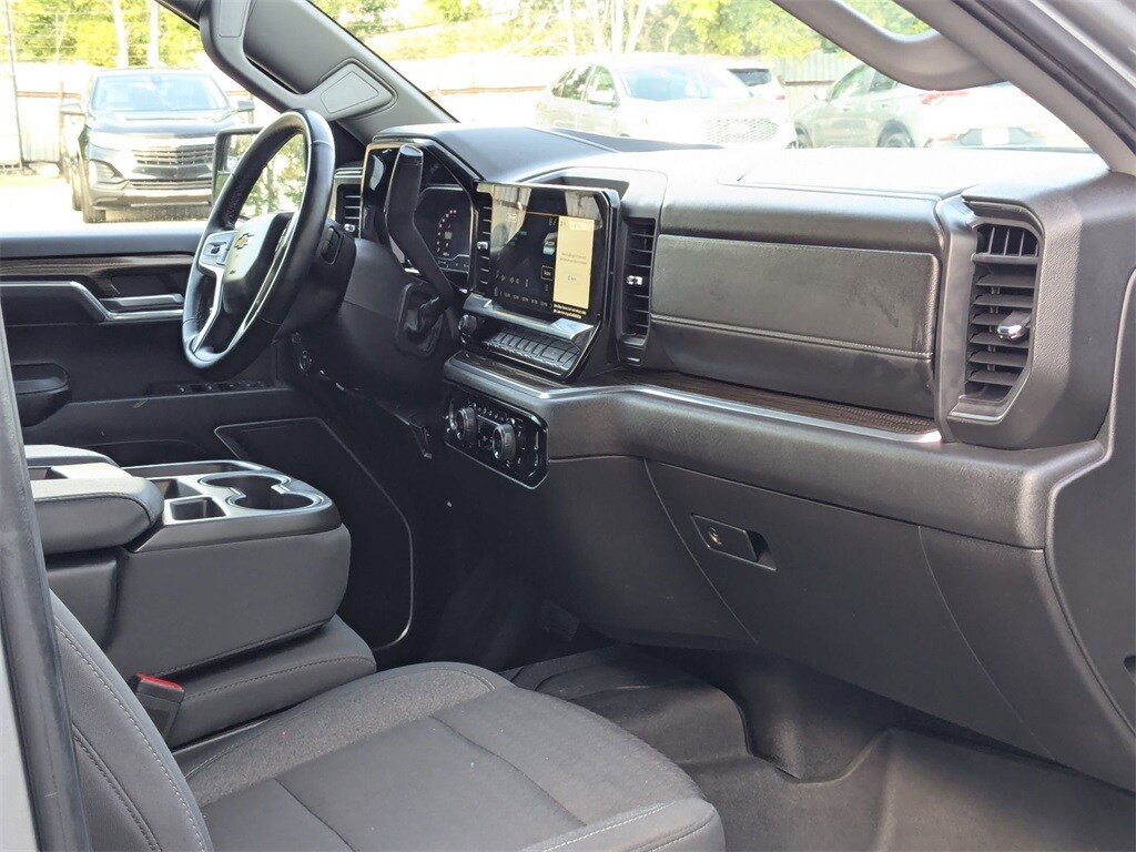 Thumbnail: 2024 Chevrolet Silverado 1500 - 30