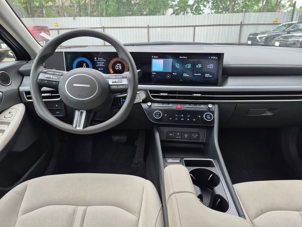 Thumbnail: 2025 Hyundai Sonata - 25
