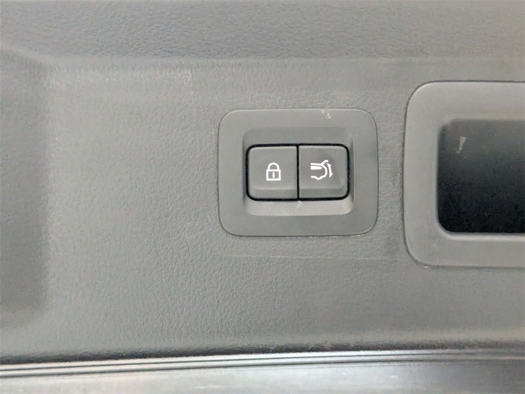 Thumbnail: 2025 Mazda CX-50 - 29