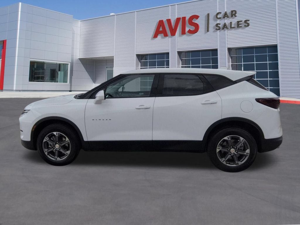 Thumbnail: 2025 Chevrolet Blazer - 10
