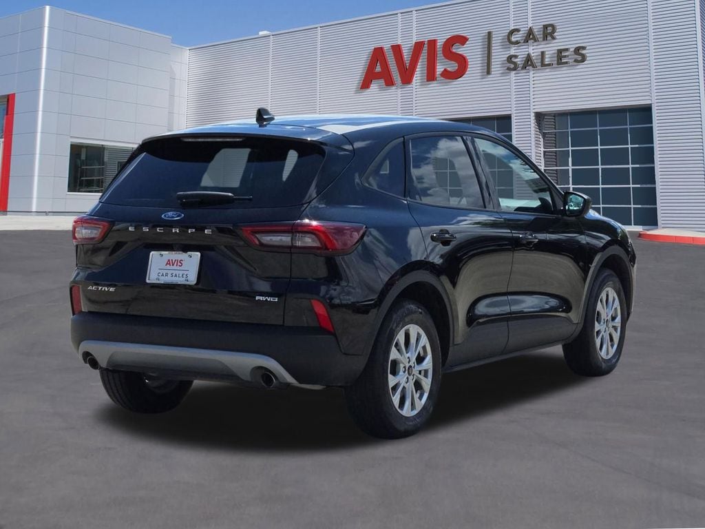 Thumbnail: 2025 Ford Escape - 6
