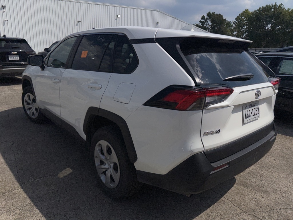 Thumbnail: 2025 Toyota RAV4 - 6