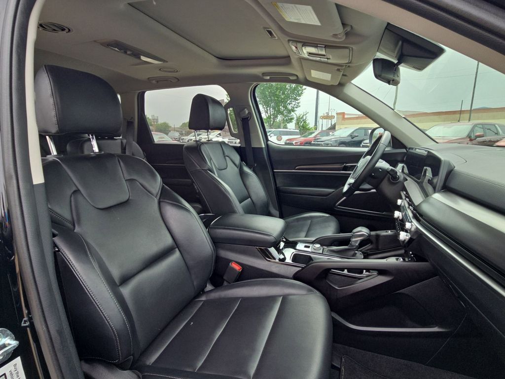 Thumbnail: 2025 Kia Telluride - 28