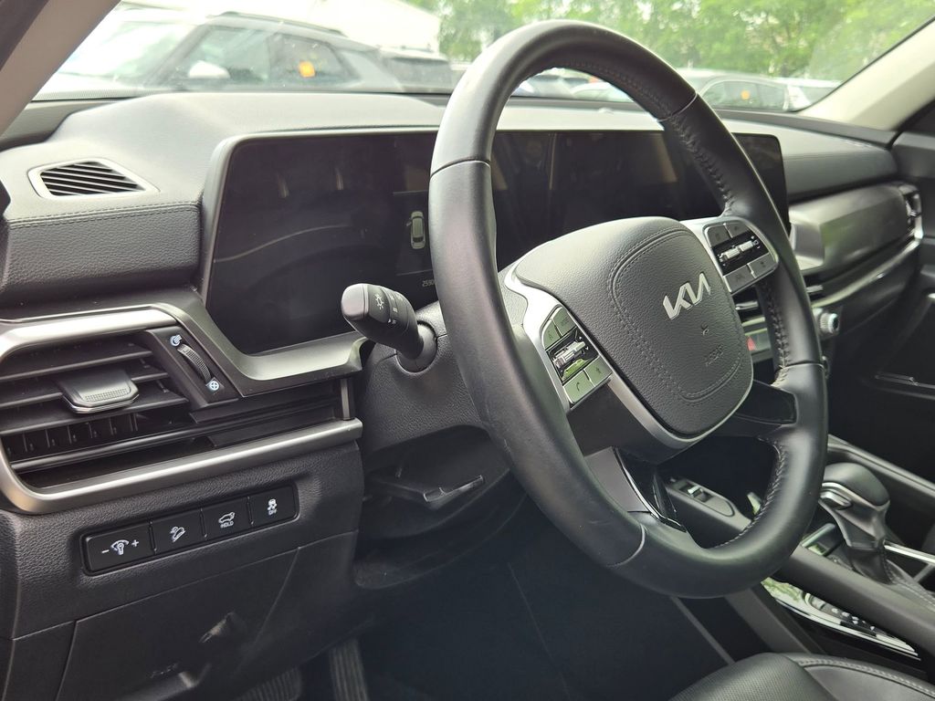 Thumbnail: 2025 Kia Telluride - 8