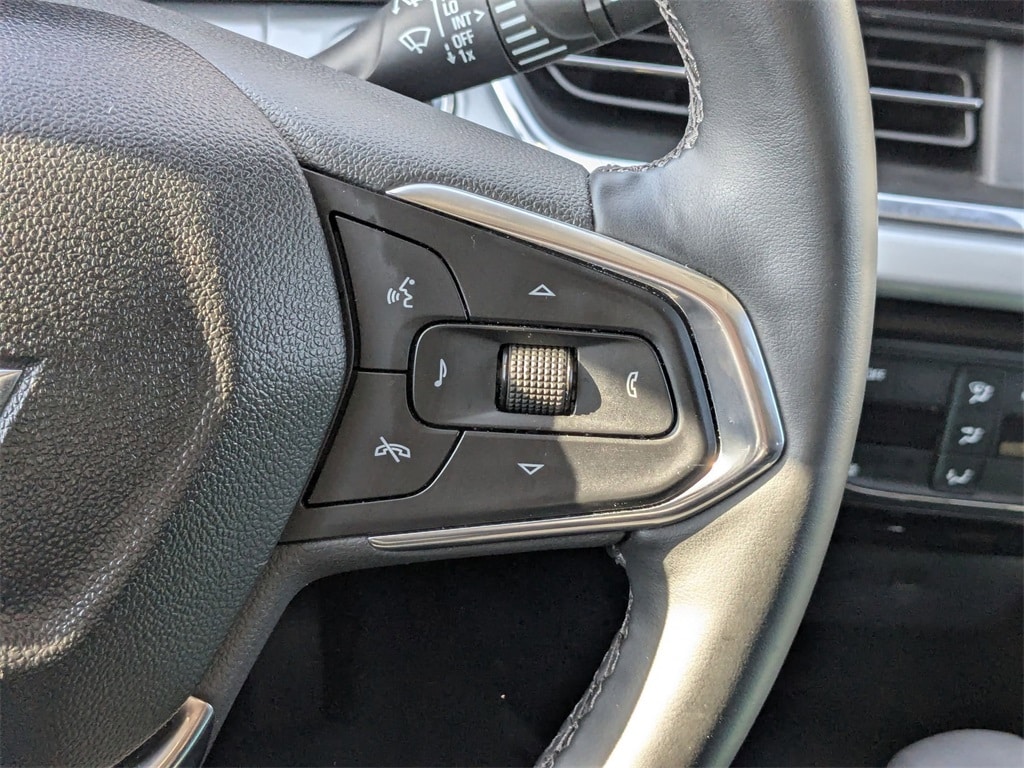 Thumbnail: 2025 Chevrolet Trax - 17