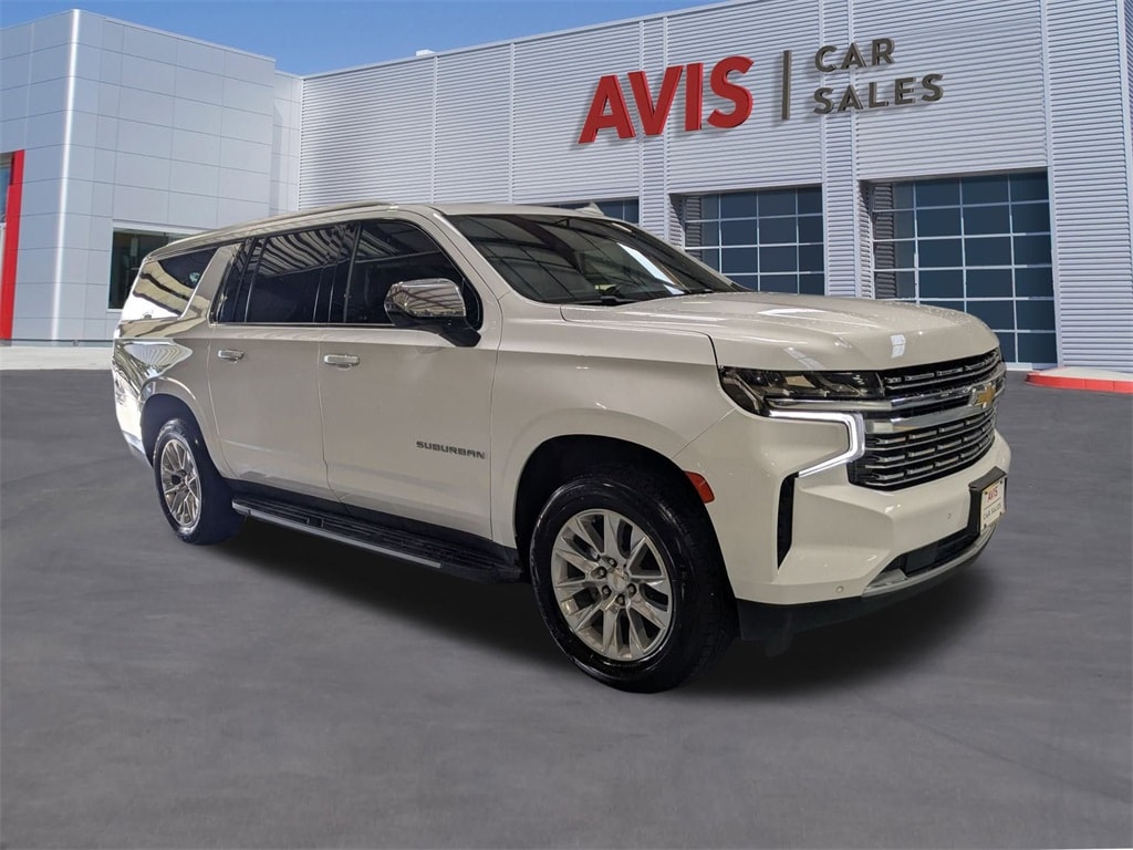 Thumbnail: 2023 Chevrolet Suburban - 3