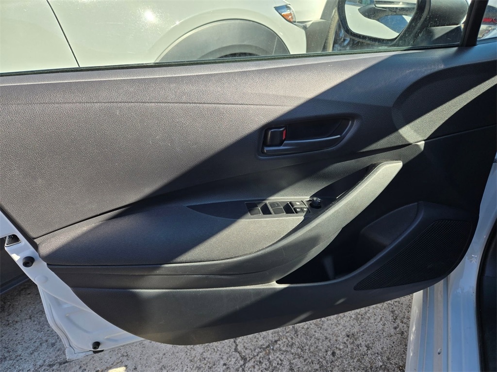 Thumbnail: 2025 Toyota Corolla - 5