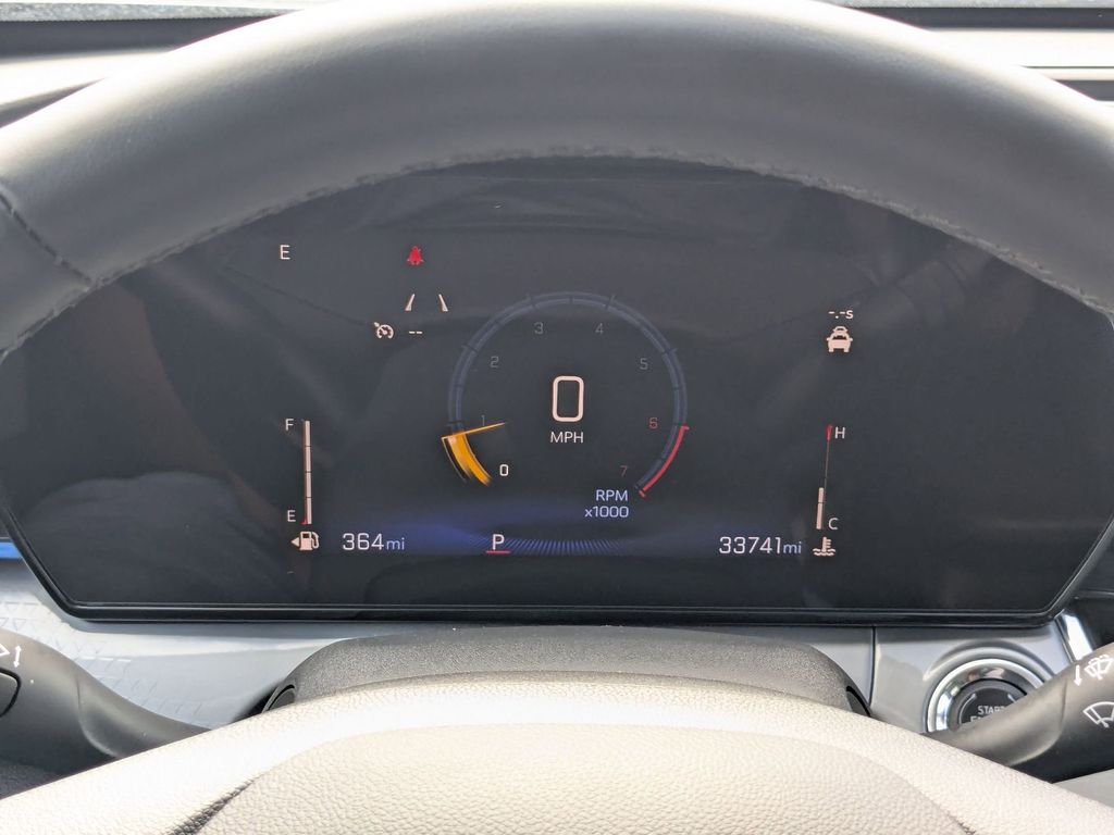 Thumbnail: 2025 Chevrolet Trax - 18