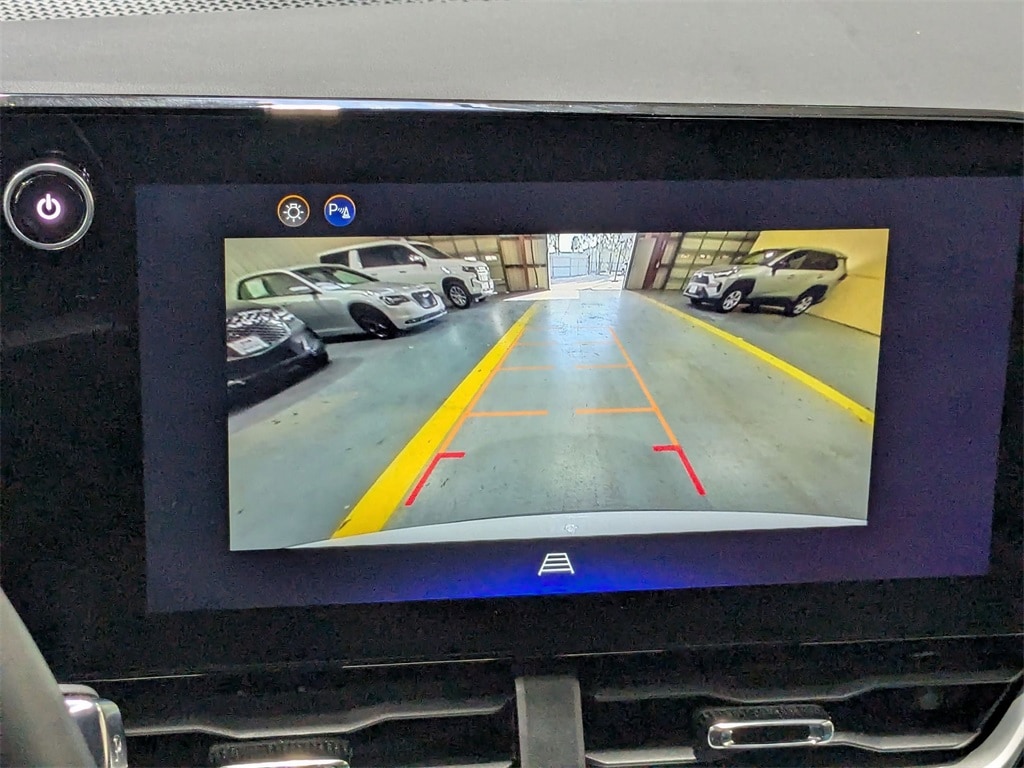 Thumbnail: 2025 Chevrolet Equinox - 21