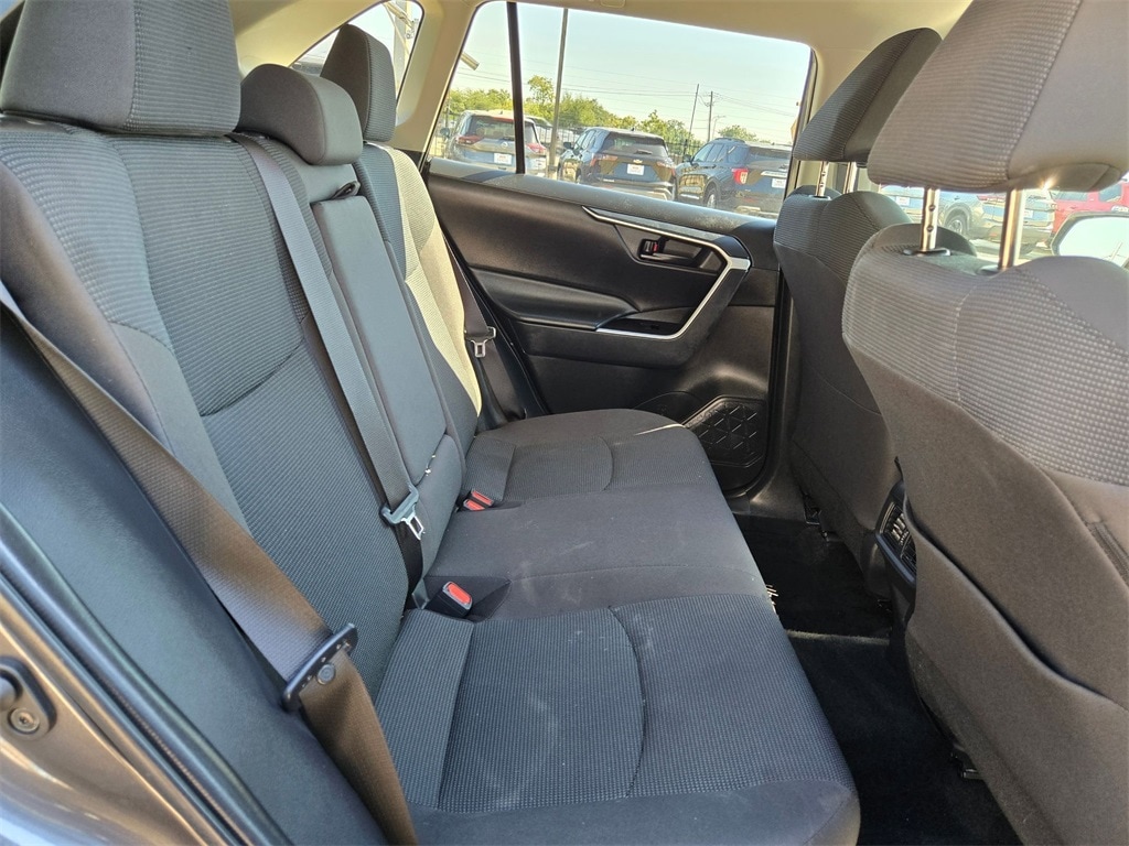 Thumbnail: 2025 Toyota RAV4 - 30