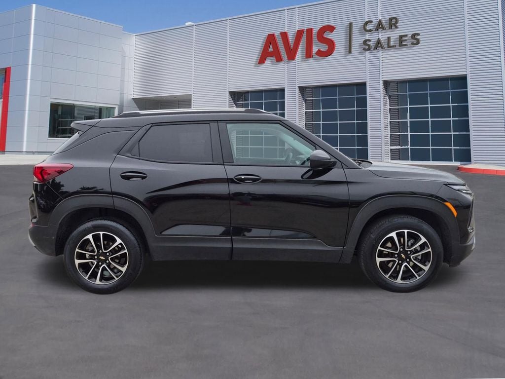 Thumbnail: 2025 Chevrolet TrailBlazer - 5