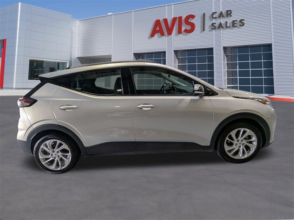 Thumbnail: 2023 Chevrolet Bolt EUV - 5