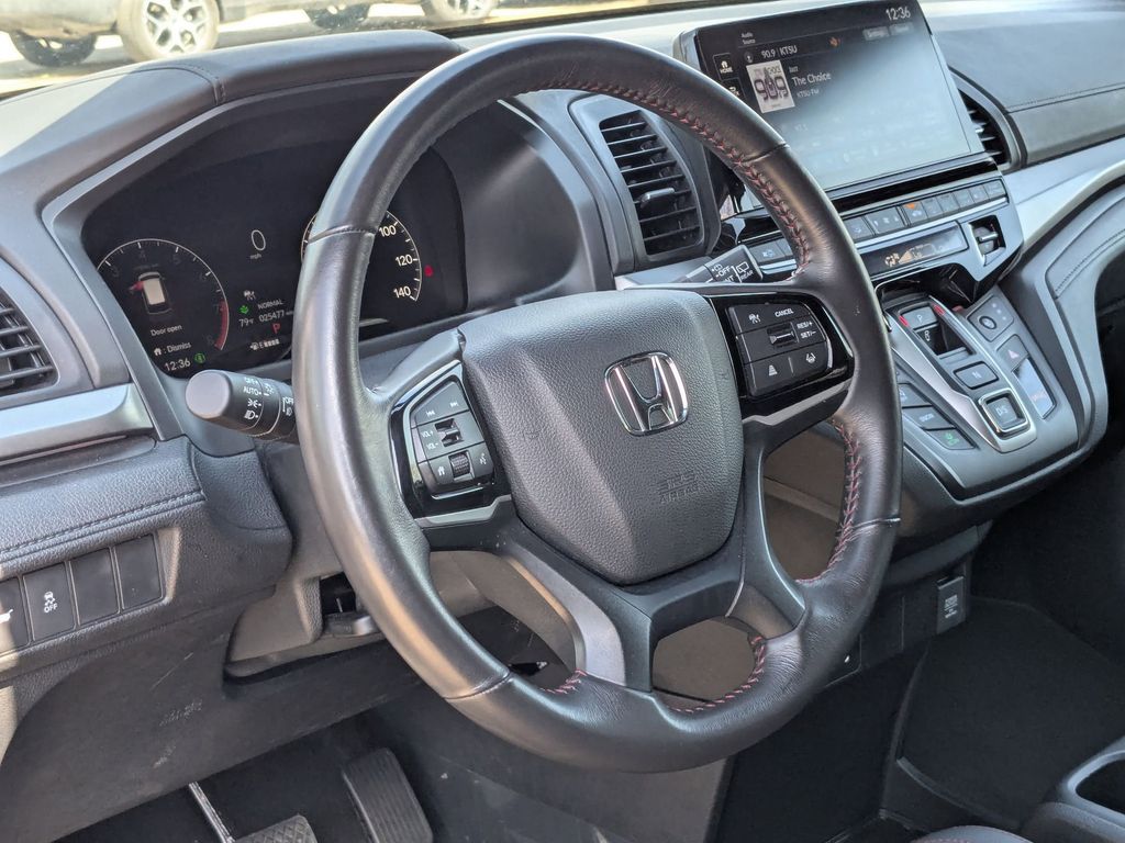 Thumbnail: 2025 Honda Odyssey - 15