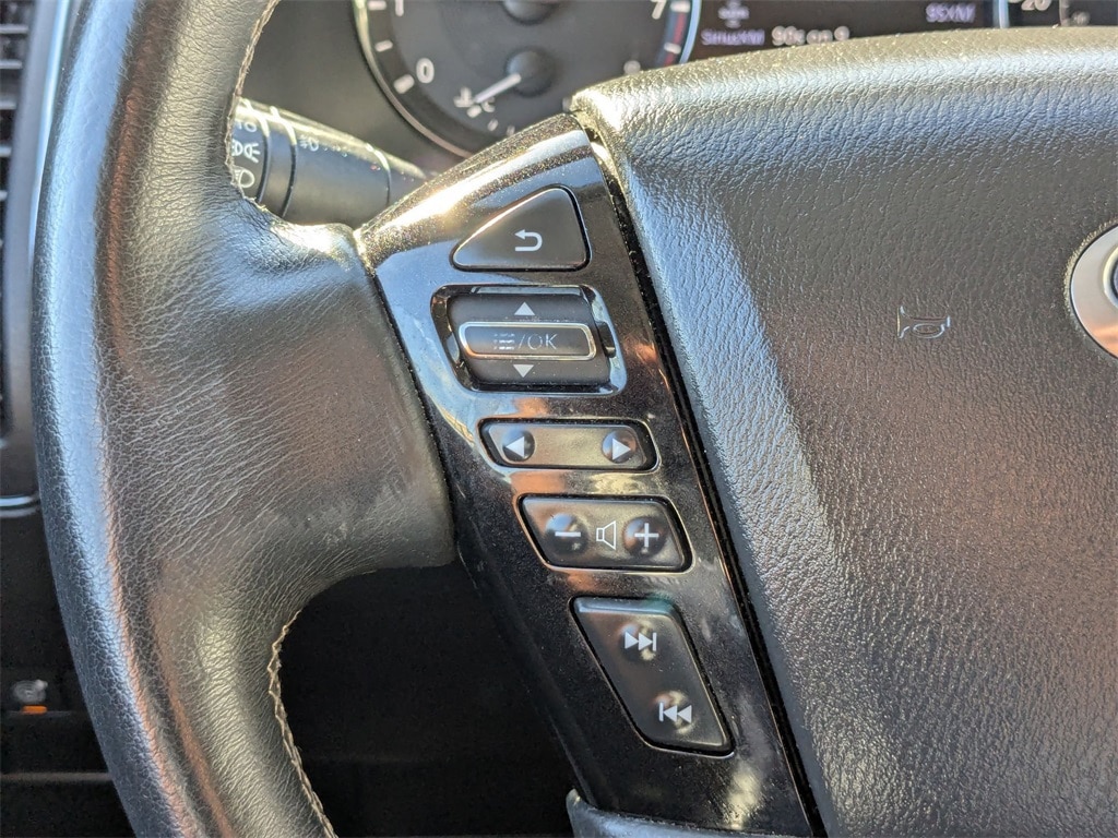 Thumbnail: 2023 INFINITI QX80 - 12