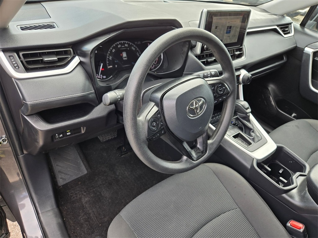 Thumbnail: 2025 Toyota RAV4 - 11