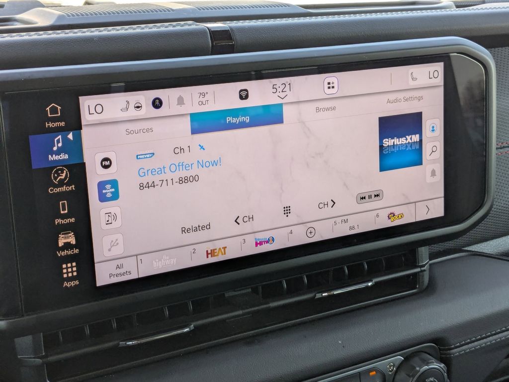 Thumbnail: 2025 Jeep Wrangler - 21