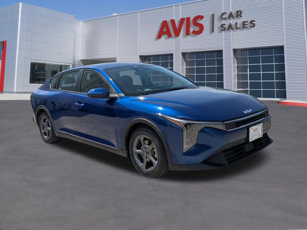 Thumbnail: 2025 Kia K4 - 3