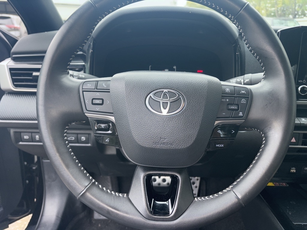 Thumbnail: 2025 Toyota Camry - 9