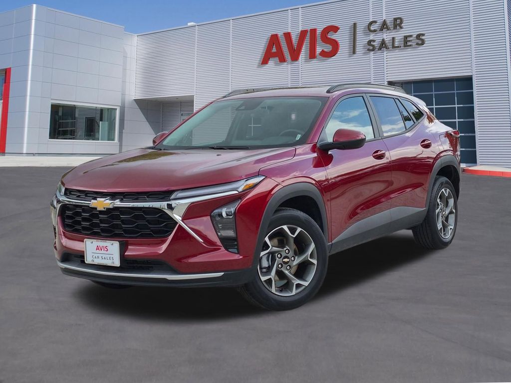 Thumbnail: 2025 Chevrolet Trax - 1