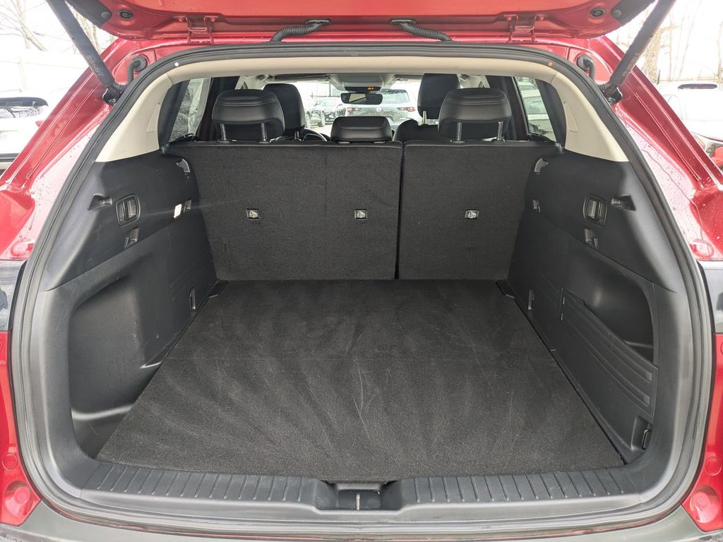 Thumbnail: 2025 Mazda CX-50 - 29