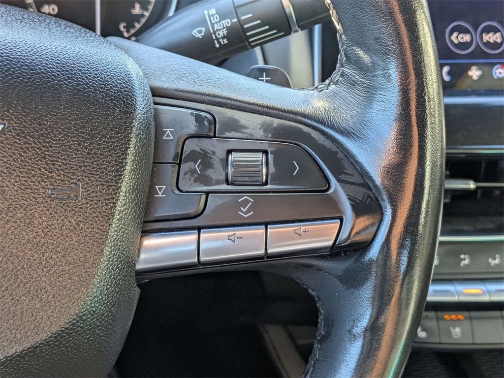 Thumbnail: 2023 Cadillac CT5 - 17