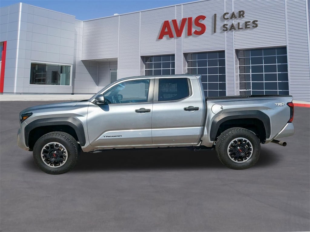 Thumbnail: 2024 Toyota Tacoma - 10