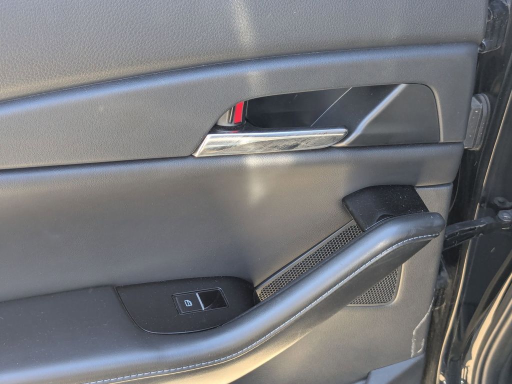 Thumbnail: 2025 Mazda CX-30 - 23