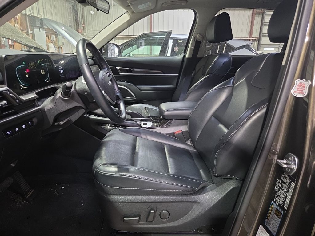 Thumbnail: 2025 Kia Telluride - 4