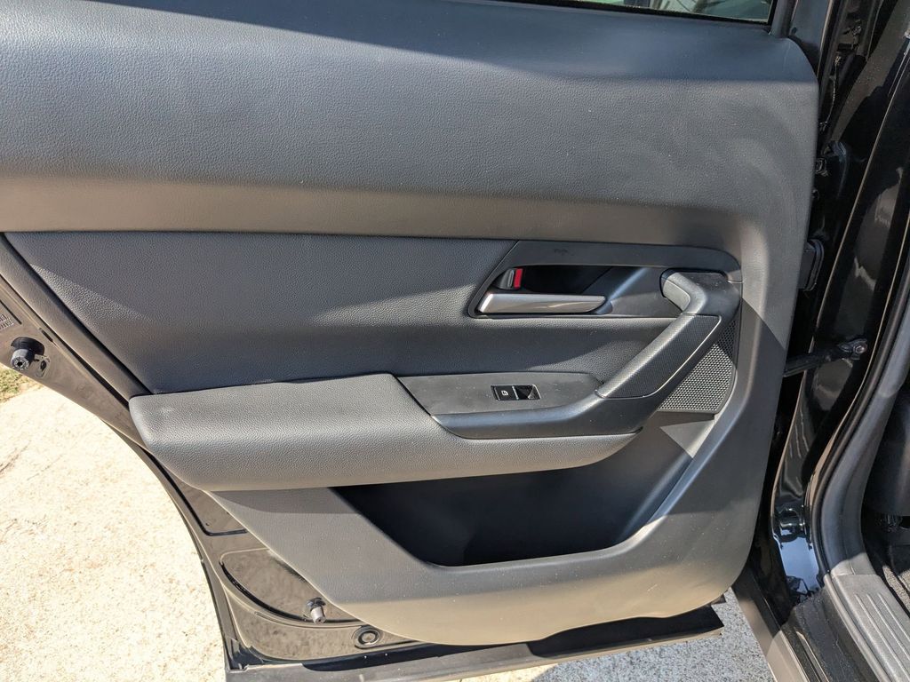 Thumbnail: 2025 Mazda CX-50 - 23