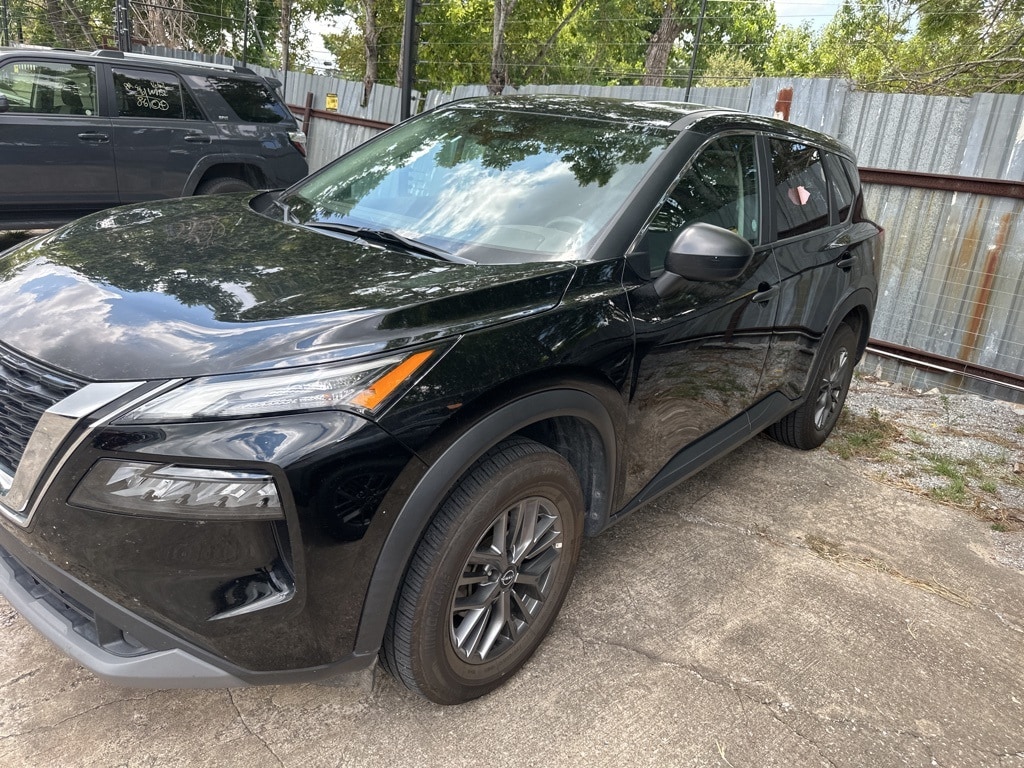 Thumbnail: 2023 Nissan Rogue - 1