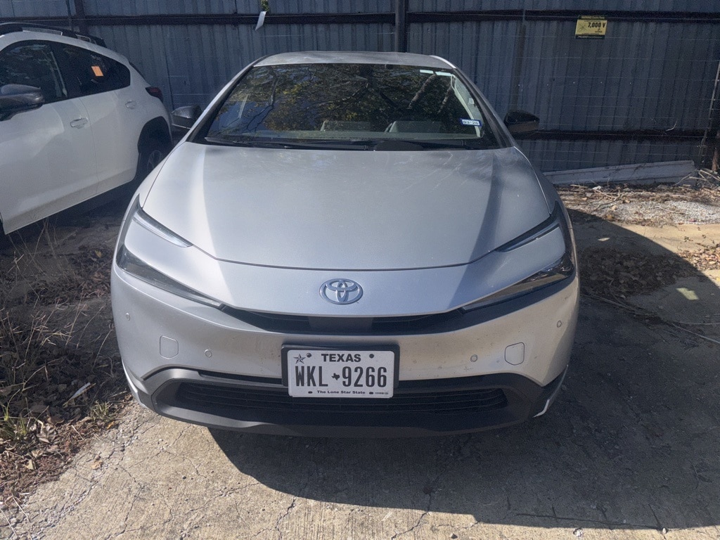 Thumbnail: 2025 Toyota Prius - 2