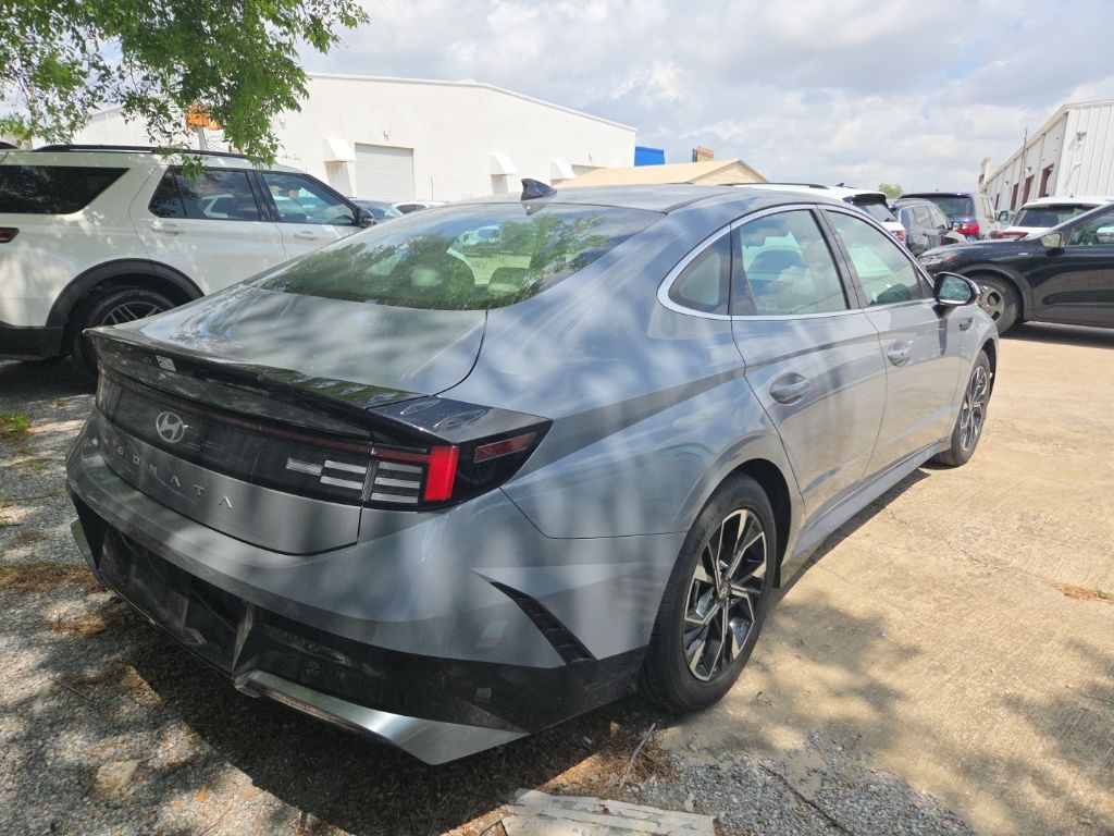 Thumbnail: 2025 Hyundai Sonata - 11