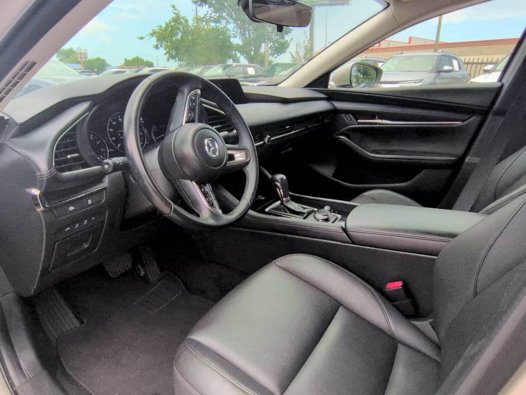 Thumbnail: 2025 Mazda Mazda3 - 15