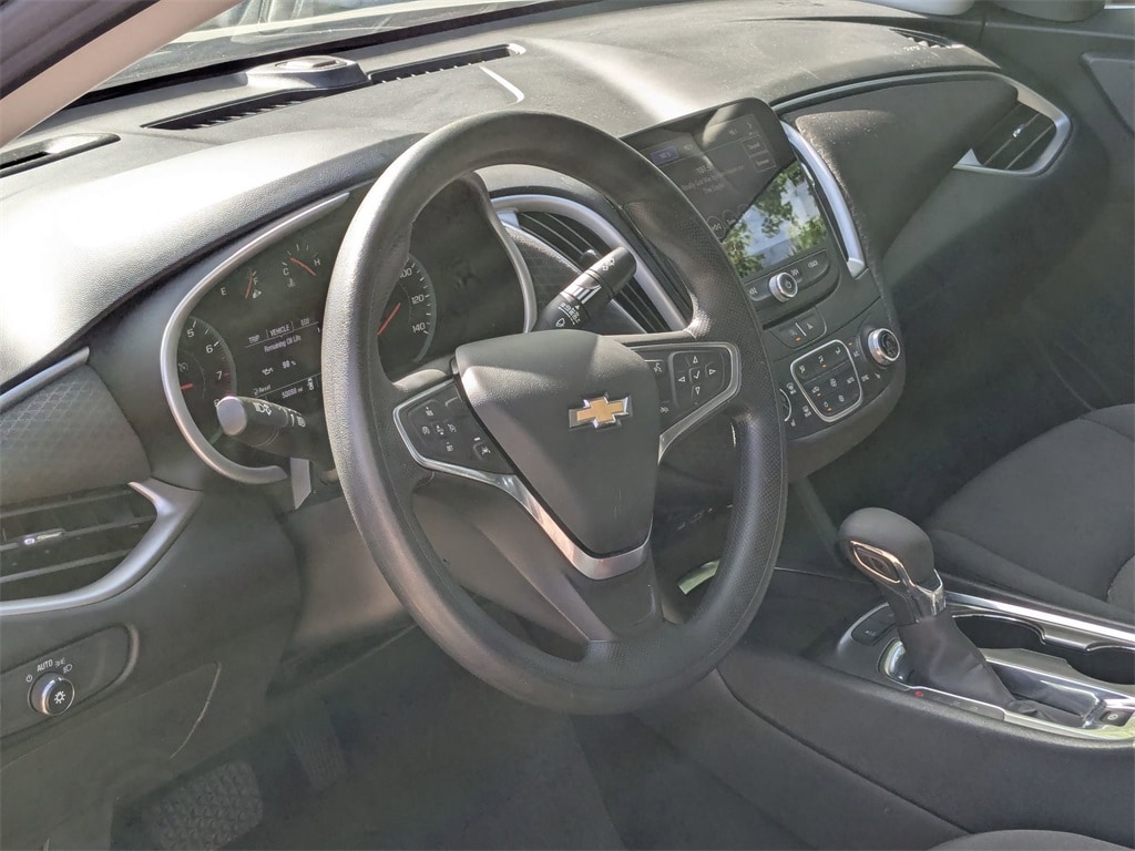 Thumbnail: 2024 Chevrolet Malibu - 5