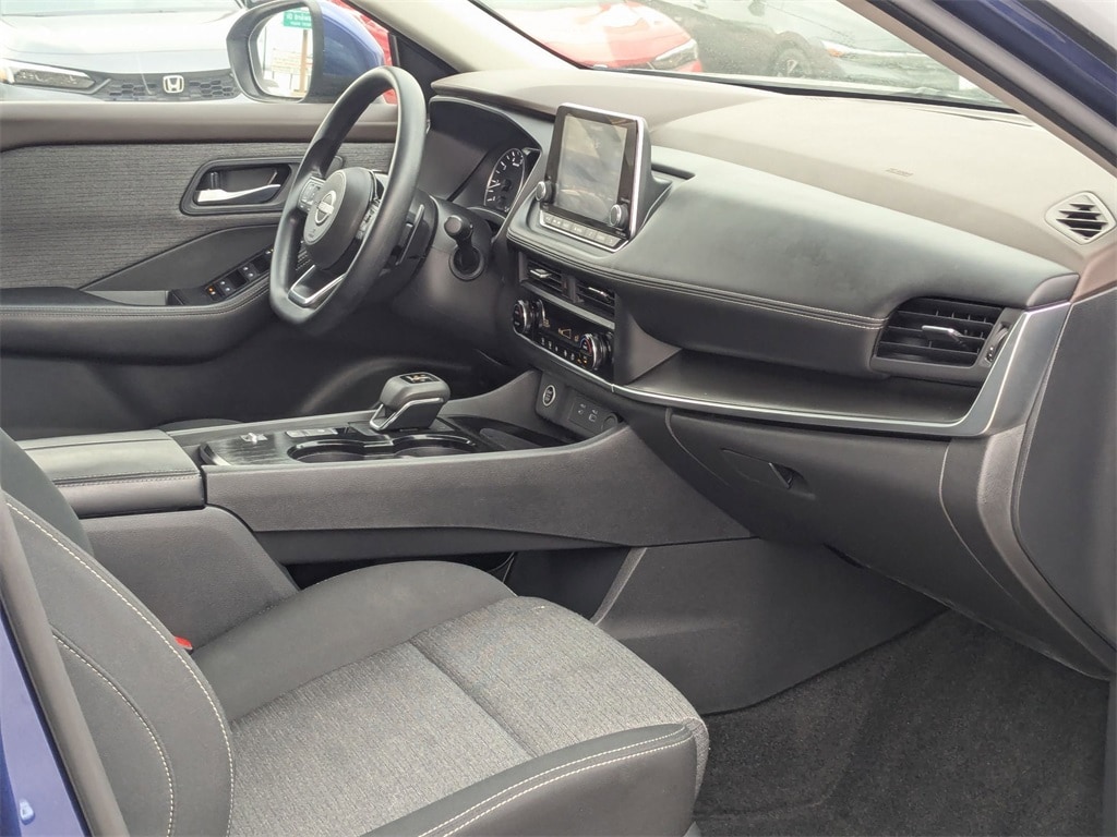 Thumbnail: 2023 Nissan Rogue - 32