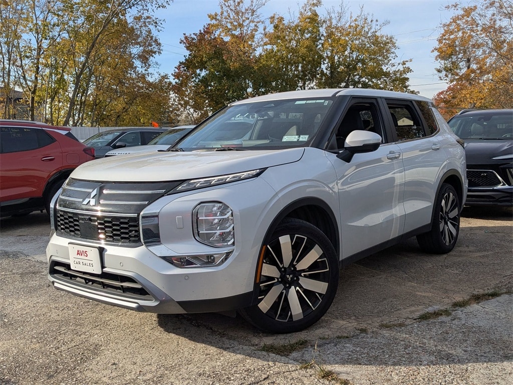 2025 Mitsubishi Outlander