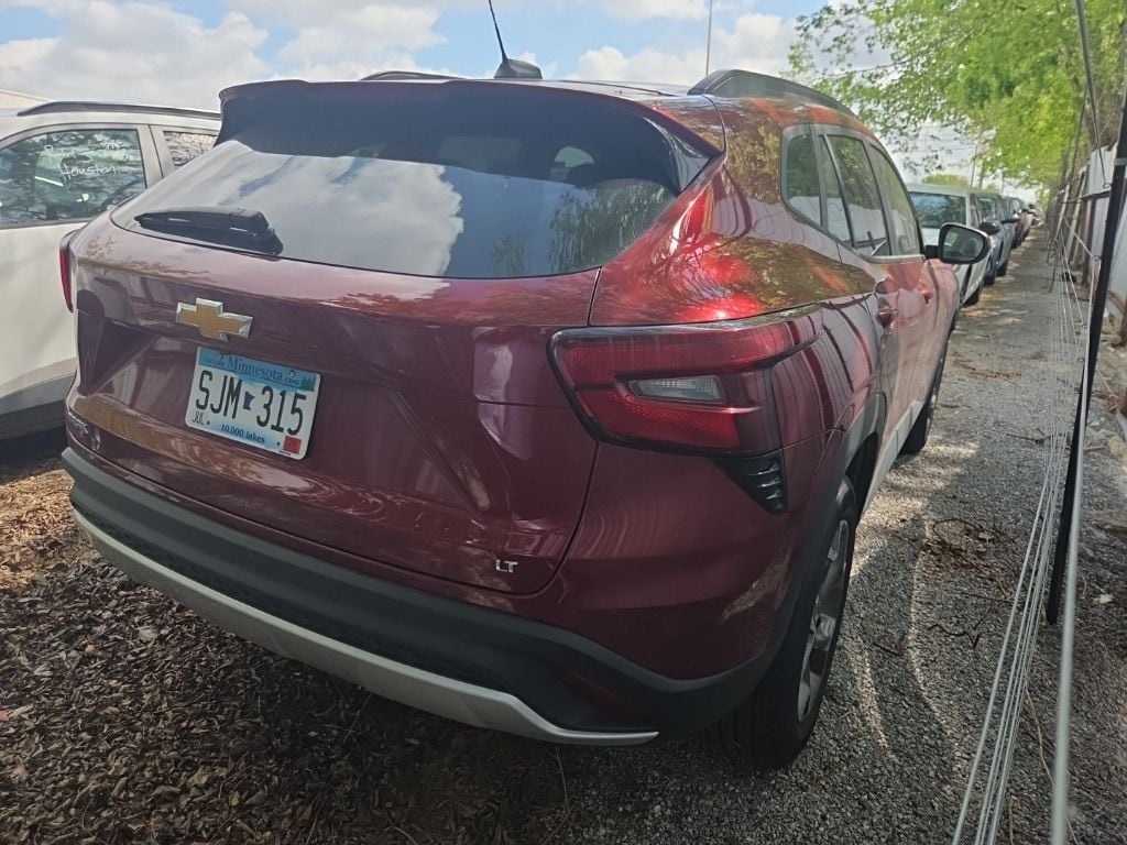 Thumbnail: 2025 Chevrolet Trax - 11