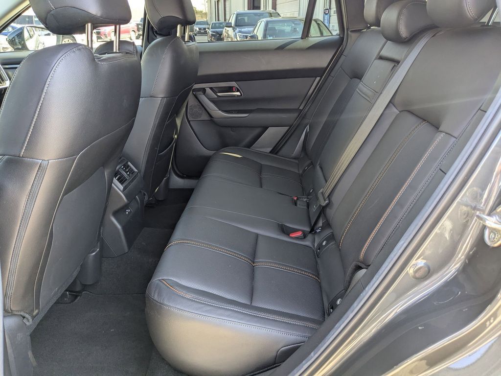 Thumbnail: 2025 Mazda CX-50 - 28