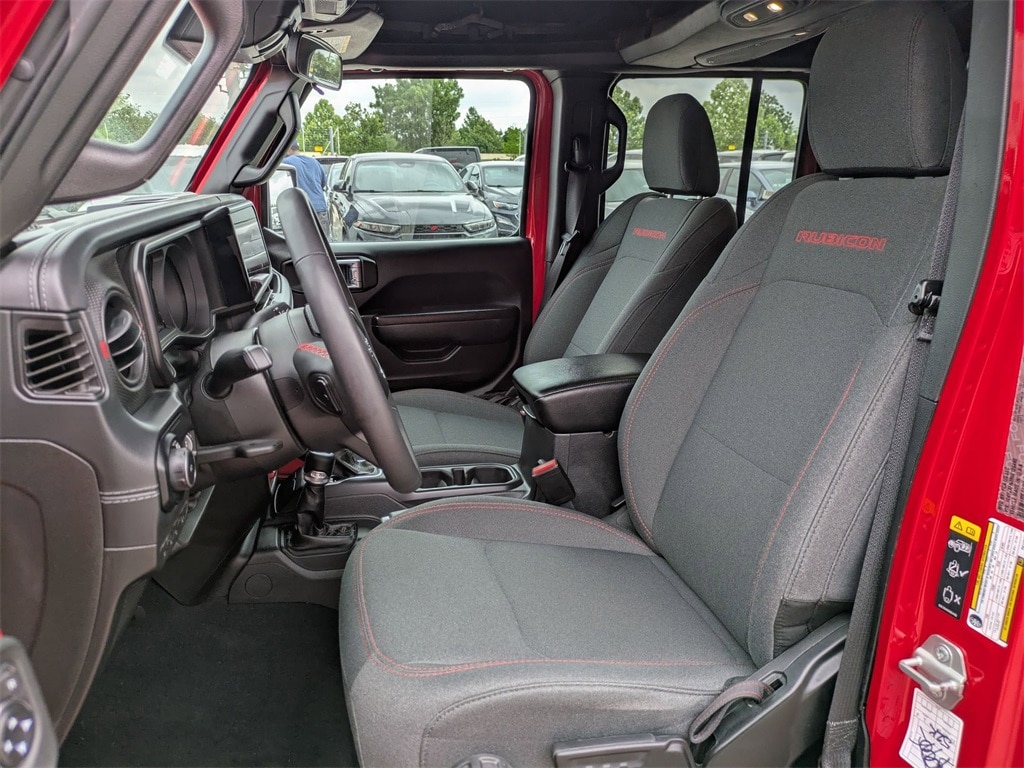 2024 Jeep Wrangler Rubicon 21