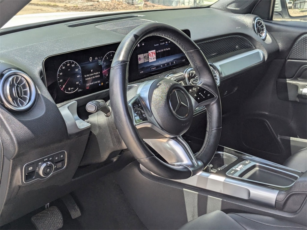 Thumbnail: 2024 Mercedes-Benz GLB - 14