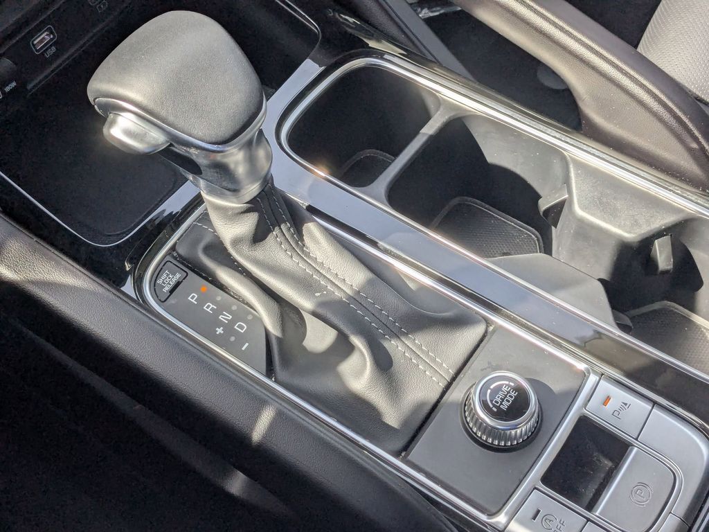 Thumbnail: 2025 Kia Telluride - 19