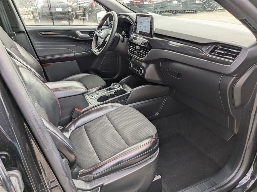 Thumbnail: 2025 Ford Escape - 32